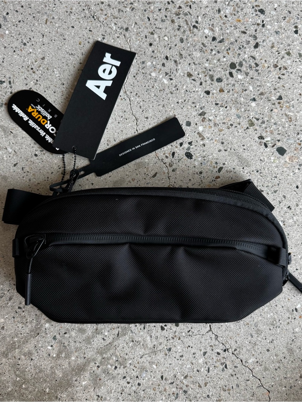 Aer Day Sling 3 - NEW IN PACKAGE - black fanny pack waist bag for Men
